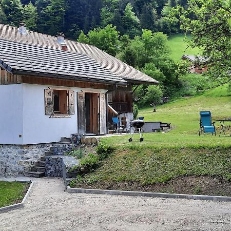 Gasthaus Le Petit Caboin Seytroux Exterior foto