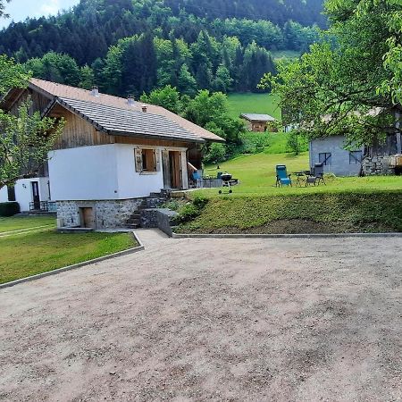Gasthaus Le Petit Caboin Seytroux Exterior foto